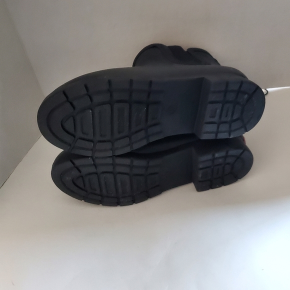 Chooka Women's Waterproof Plush Chelsea Bootie, Black, 8 - Picture 6 of 10